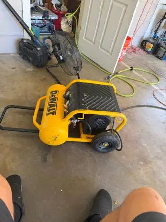 Dewalt compressor