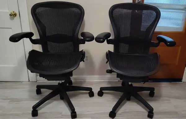 OFFICE CHAIRS HERMAN MILLER SIZE B