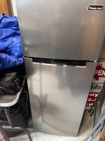Magic chef fridge