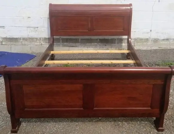 Vintage Solid Cherry Queen Sleigh Bed.