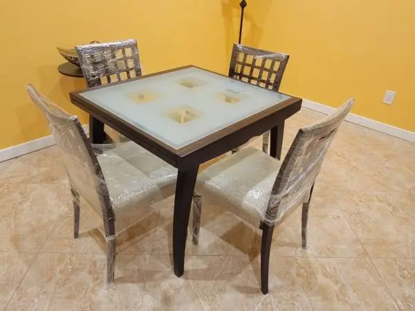 Italian dining room set, extendable square table 4 double-cover chairs