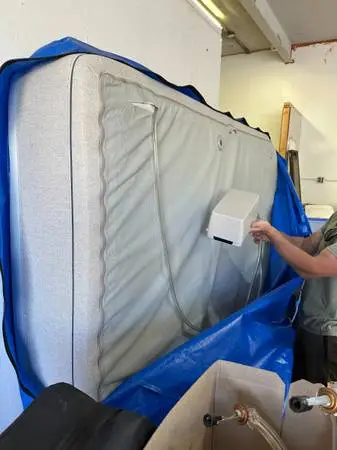 Sleep Number I10 King Size Mattress & Pump Basically New!