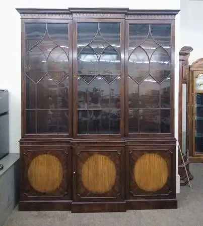 Chippendale Breakfront Mahogany China Cabinet / Buffet