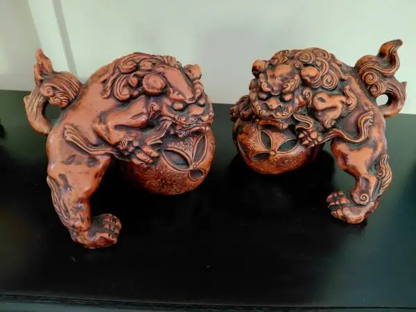 Set of 2 Foo Dogs Figurines