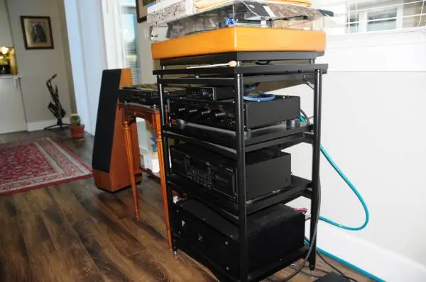 AUDIOPHILE-Audio Rack with 4 acoustically isolated shelves