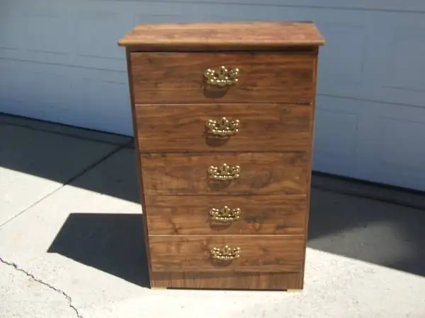 Clean 5 drawer dresser