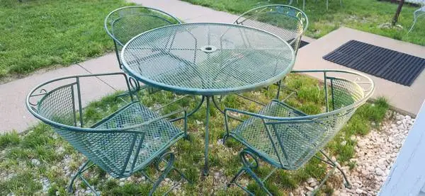 Vintage Wrought Iron Patio Table w Springer Barrelback Chairs
