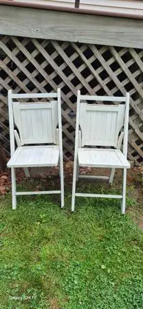 Folding Wood Chairs