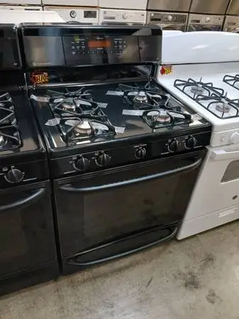 Ge profile black 4 burner gas stove