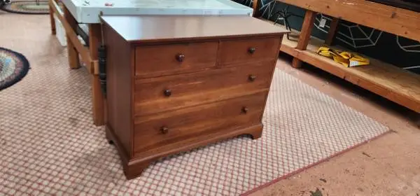 Dresser Ethan Alan Bureau Dove tail drawers 40 x 19 x 34