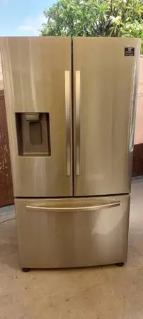 Samsung Refrigerator Stainless 3 Door 36Wide.
