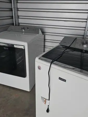 XL Maytag washer and dryer set 400_