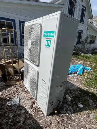 BRAND NEW Hisense 5-Ton Central Heat Pump Condenser (AUWR-60U3SP2)