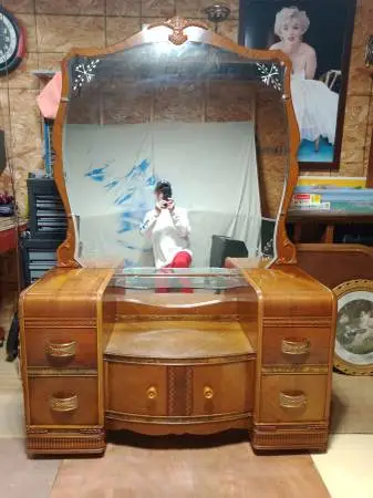 Beautiful 1930-40 Waterfall Vanity