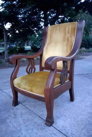 Antique 19th Century Oak Arm Chair