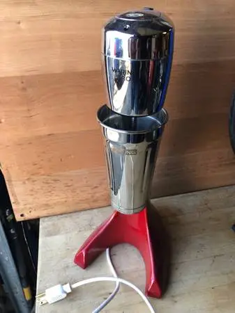 Waring Pro Milkshake stand 18 inches tall