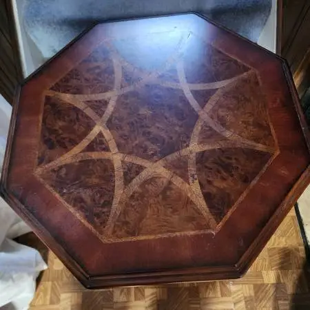 ANTIQUE STYLE OCTAGONAL SIDE TABLE