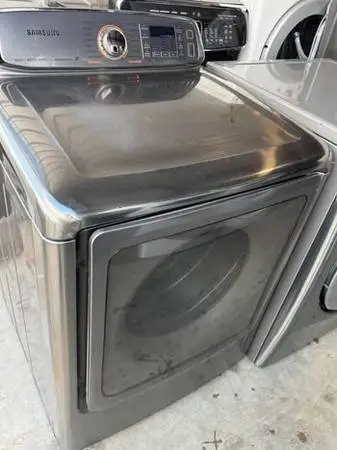 Front load Samsung dryer electric mega capacity 9.5 cu.ft