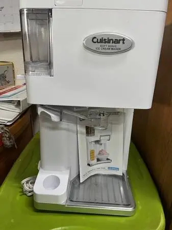 Cuisinart Mix It In Soft Serve Ice Cream Maker (ICE-45) NEW