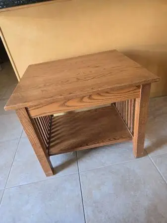 End table