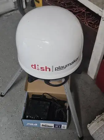 DISH Playmaker Portable Satellite Antenna