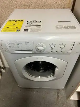Ariston washer front load great condition