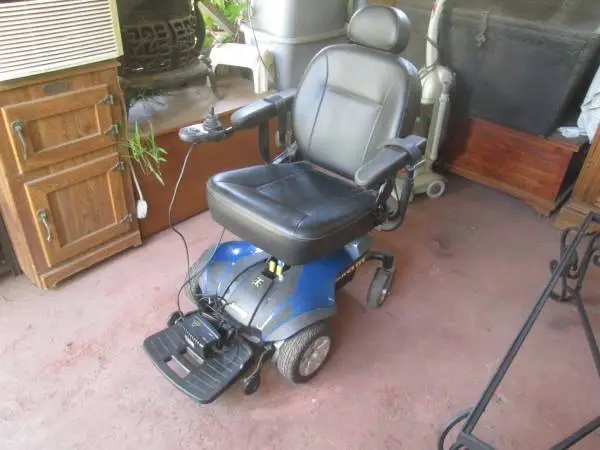 pride mobility scotter  jazzy