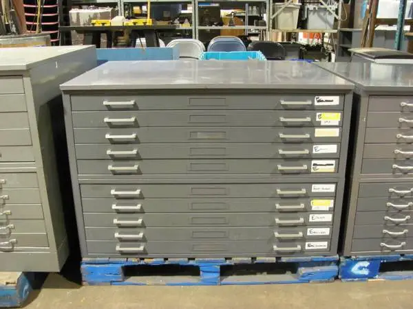 Hamilton ten drawer metal flat file cabinet w/top (47 x 36 x 31.5h)