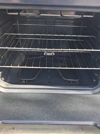 Clean Electric 4 Burner Stove For Sale In New Working Condition...