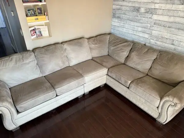 Ashleys Furniture L-Shape Sectional Sofa