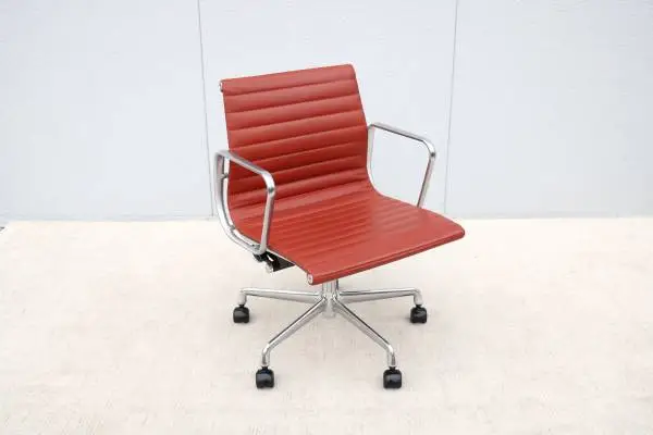 MCM Herman Miller Eames Aluminum Group Terra Leather Management Chair