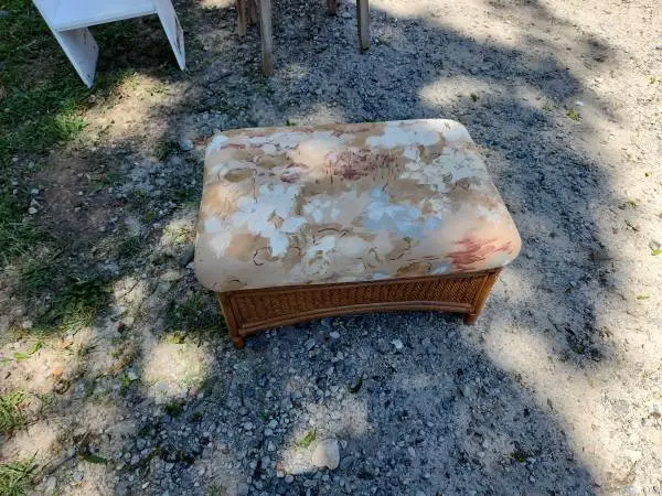 Wicker Rattan Ottoman