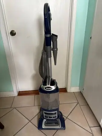 Very good SHARK VACUUM