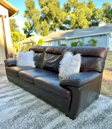 Natuzzi Editions Leather Sofa | Italian Design | 100% Leather | FREE Delivery