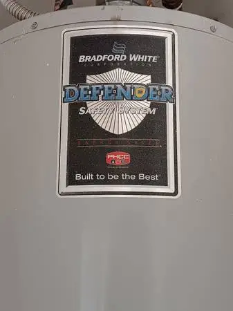 30 GAL WATER HEATER