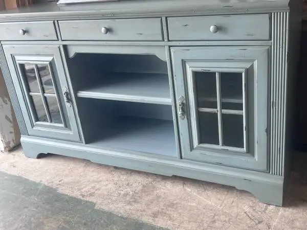 Beautiful Cadenza Like New Distressed look