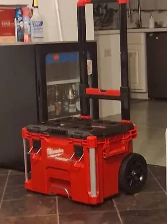 ⭐️MILWAUKE PACKOUT TOOL BOX WITH WHEELS METAL LOCKING BAR ⭐️