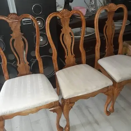 DINING ROOM TABLE SET