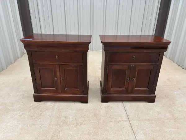 PRICE REDUCED 2 Matching Solid Wood Mahogany Finished Bedside Tables