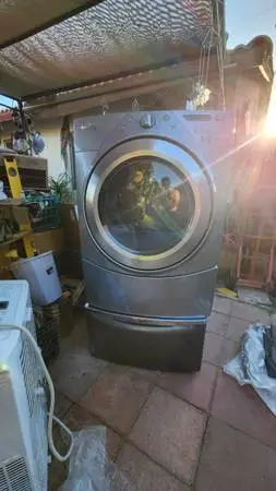 Whirlpool Front load Dryer (Gas)