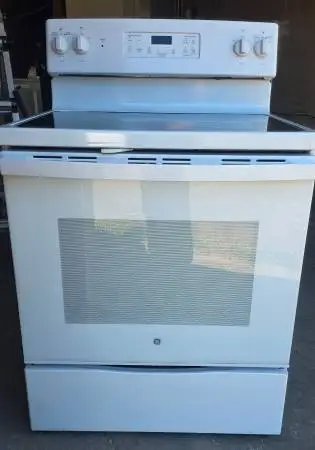 GE Electric Stove