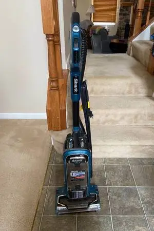 VACUUM CLEANER