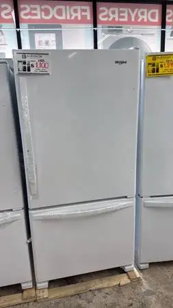 WHITE WHIRLPOOL FRIDGE