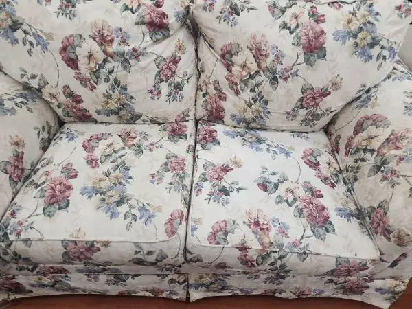 Floral print sofa just like brand new