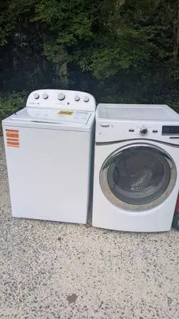 Whirlpool washer and dryer set 350$