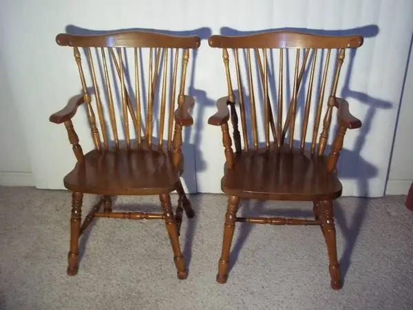Vintage Bay colony maple dining arm chairs Pair