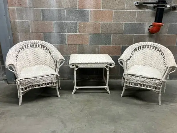 GORGEOUS Vintage Wicker & Rattan Patio Set!