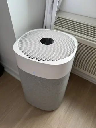 Like New - BLUEAIR Air Purifier - Blue Pure 211i Max
