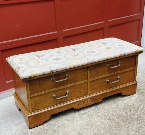 Lane Cedar Chest
