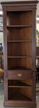 Corner Shelf, Corner Shelves / Bookshelf, Bookcase, Bookcases